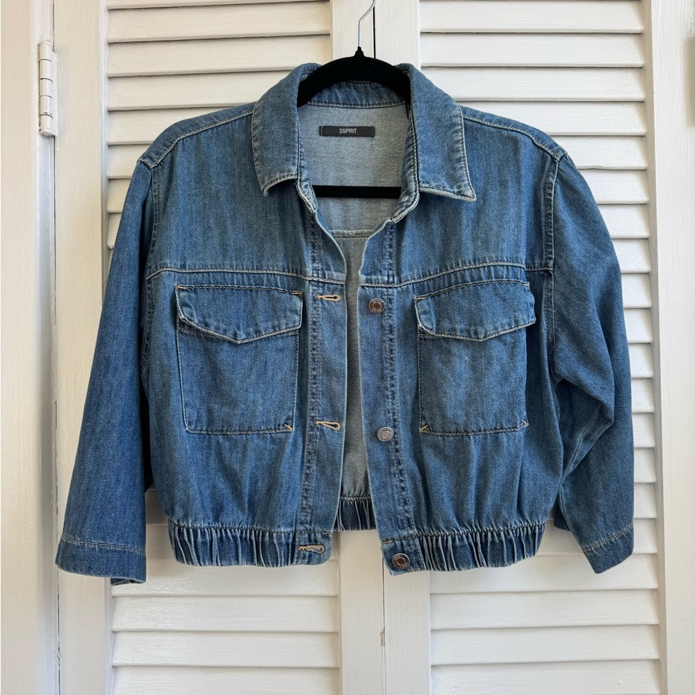 Cropped Blue Denim Jacket